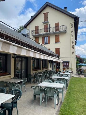 Hotel Restaurant De La Poste Saint-Colomban-des-Villards Ngoại thất bức ảnh